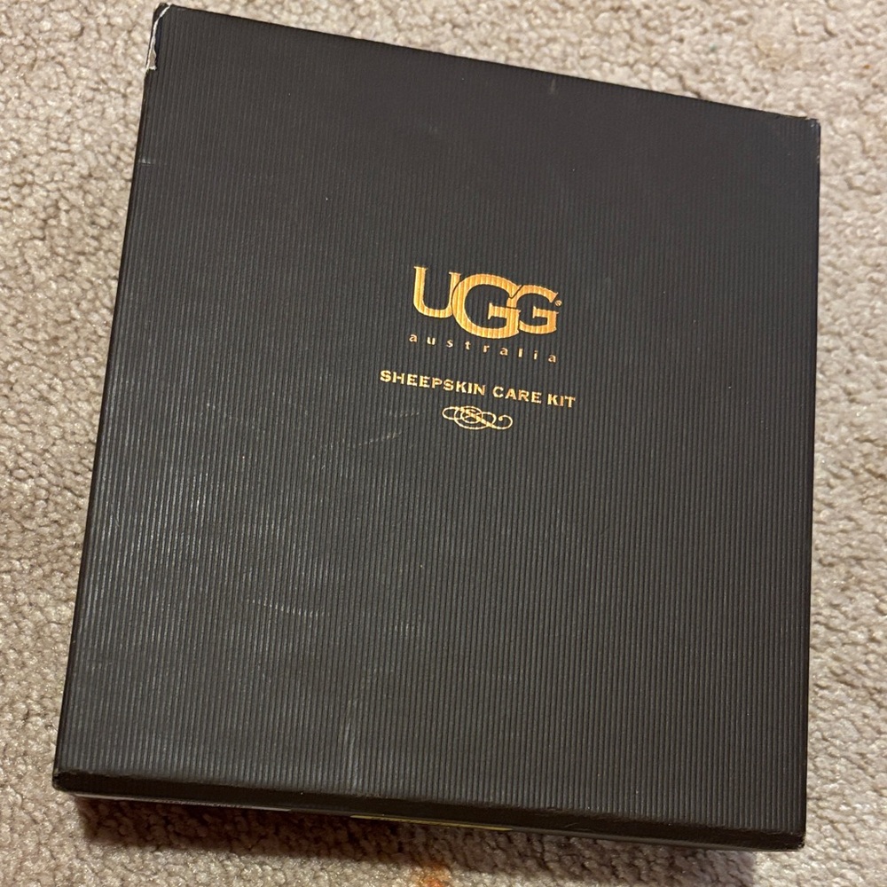 UGG Black and Gold Sheepskin Care Kit Box